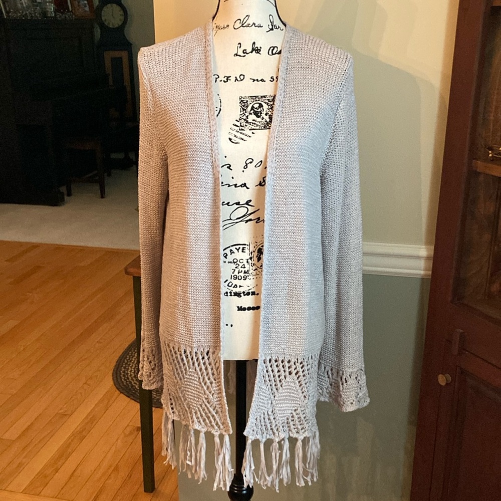 Knox Rose light gray Cardigan with Fringe Detail